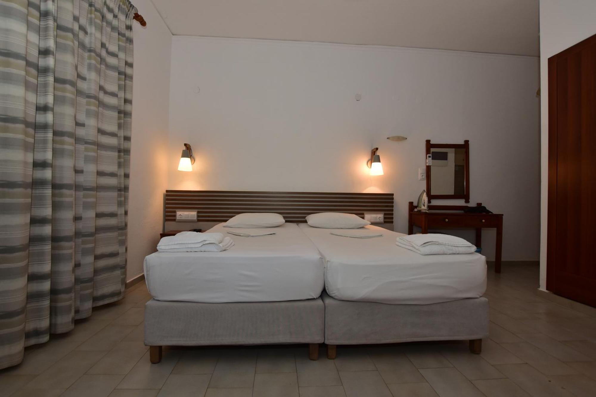 Morpheas Rooms باليوخورا المظهر الخارجي الصورة